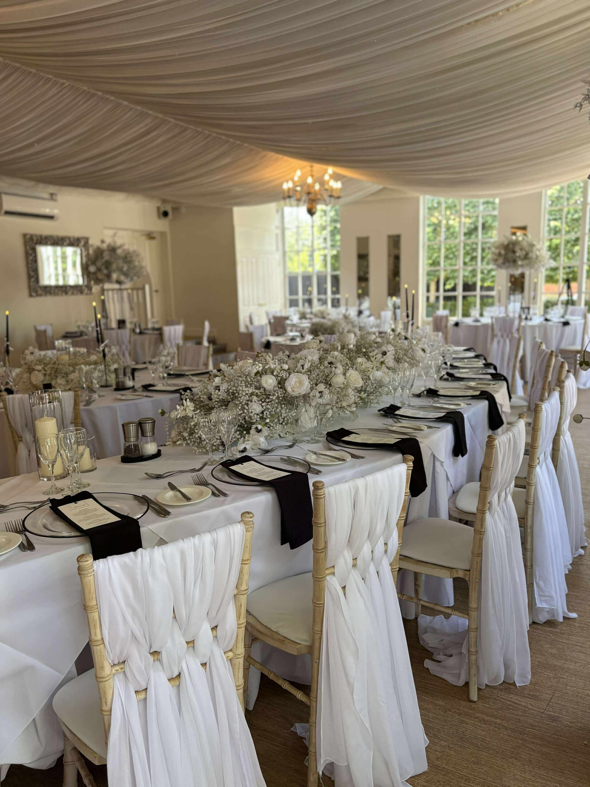 Black and White wedding decor